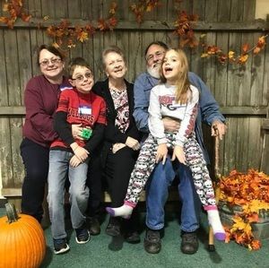 Meet your Posher, Bonnie